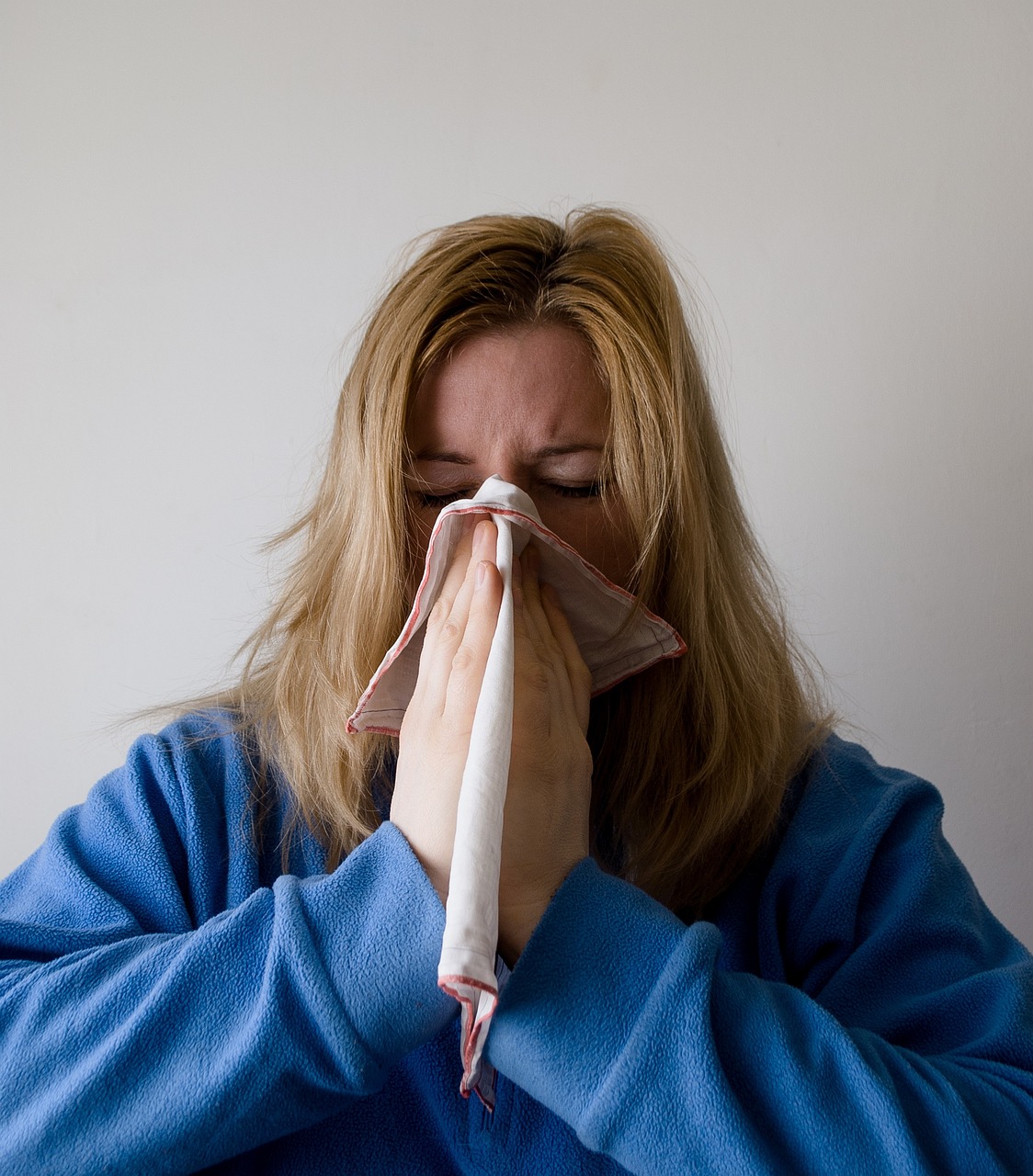woman, blowing nose, allergy-698980.jpg